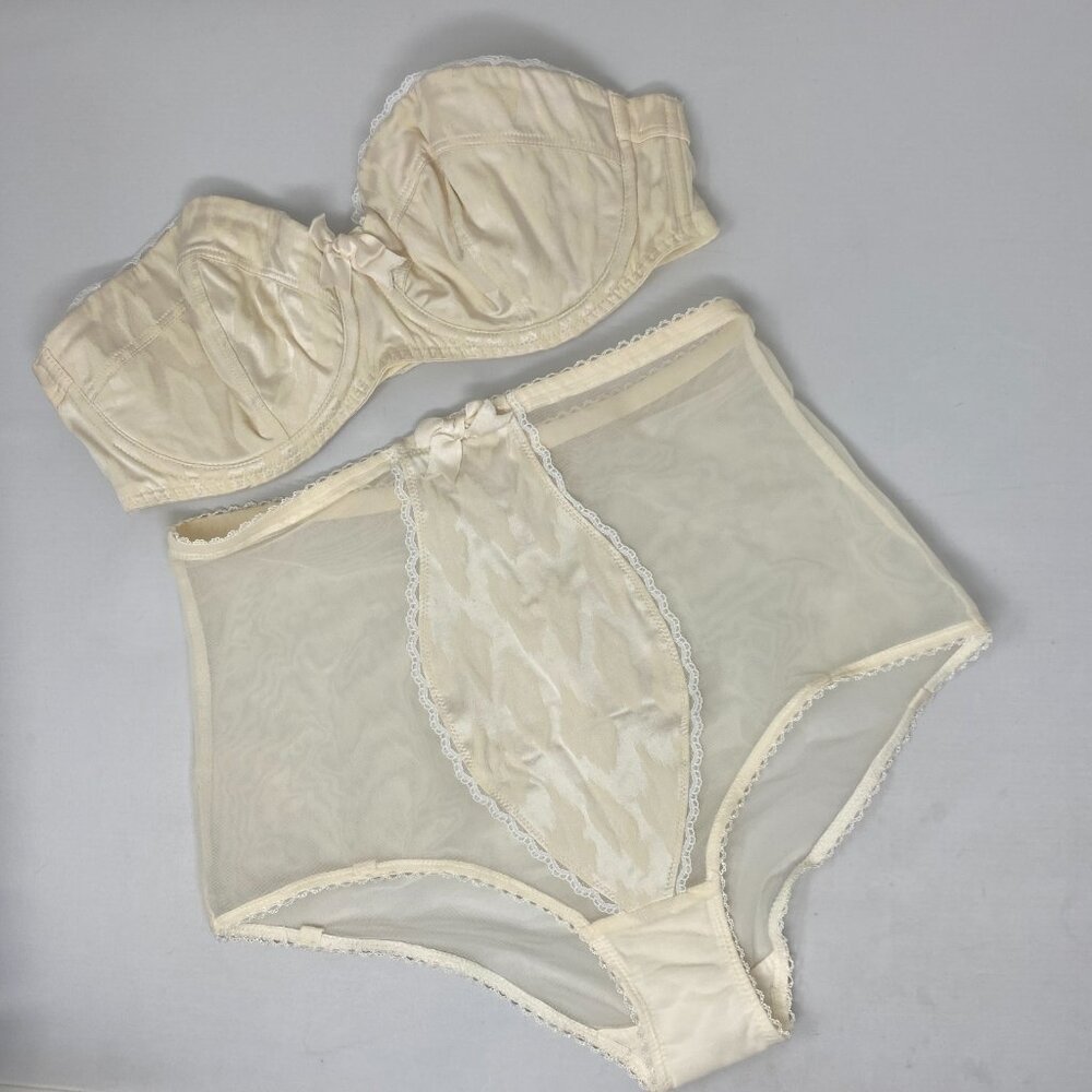 Agent Provocateur Lois Cream Vintage Set 36C/M New